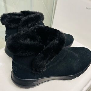 Skechers Black Faux Fur Winter Boots